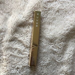 NWT BECCA COSMETICS Lip Definer in Blissful